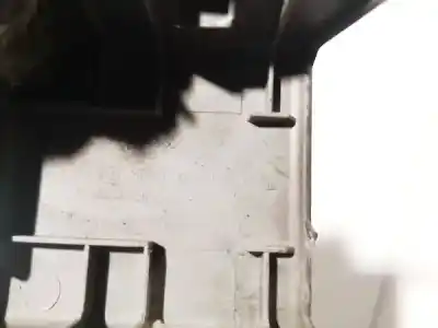 Pezzo di ricambio per auto di seconda mano plastica per kia sorento 2.5 crdi ex riferimenti oem iam 895613e000  89561-3e000