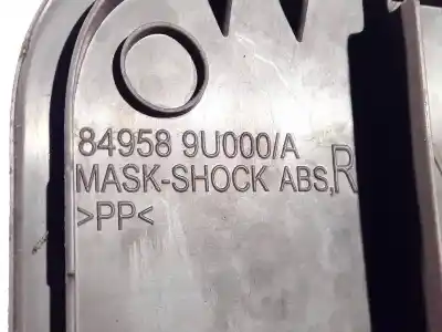 Pezzo di ricambio per auto di seconda mano plastica per nissan note (e11e) 1.6 16v cat riferimenti oem iam 849589u000  