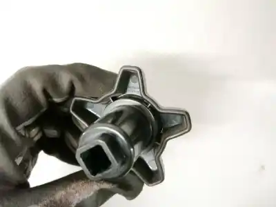 Pezzo di ricambio per auto di seconda mano plastica per volvo v50 (545) 2.0 d riferimenti oem iam 08613313  