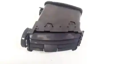 Recambio de automóvil de segunda mano de Rejilla Aireadora - 
Moldura protectora de la rejilla de ventilación lateral del panel para TOYOTA COROLLA VERSO (R1)  referencias OEM IAM 5568064020  5567064010