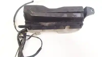 Pièce détachée automobile d'occasion boîtes à fusibles pour toyota corolla verso (r1) 2.2 d-4d sport références oem iam 