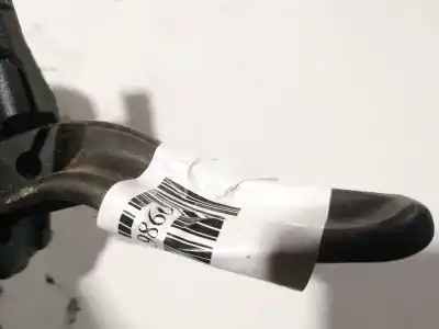 Pezzo di ricambio per auto di seconda mano plastica per opel zafira b 1.9 cdti riferimenti oem iam   