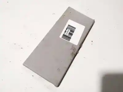 Pezzo di ricambio per auto di seconda mano plastica per opel zafira b 1.9 cdti riferimenti oem iam   