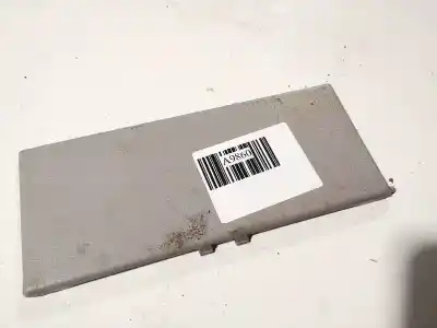 Peça sobressalente para automóvel em segunda mão plásticos por opel zafira b 1.9 cdti referências oem iam 