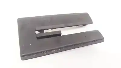 Pièce détachée automobile d'occasion plastiques pour toyota corolla verso (r1) 2.2 d-4d sport références oem iam 721570f020