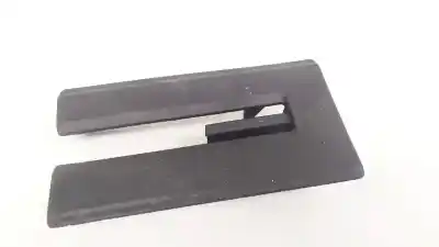 Pièce détachée automobile d'occasion plastiques pour toyota corolla verso (r1) 2.2 d-4d sport références oem iam 721570f020