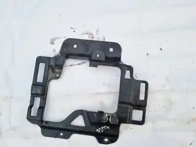 Peça sobressalente para automóvel em segunda mão plásticos por land rover evoque 2018 --> 1.5 hybrid 227kw referências oem iam k8d2130b15ad