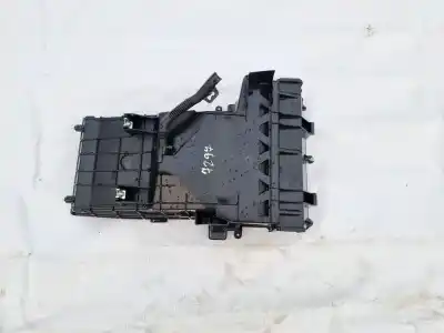 Peça sobressalente para automóvel em segunda mão plásticos por land rover evoque 2018 --> 1.5 hybrid 227kw referências oem iam bz89186