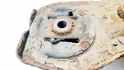 Second-hand car spare part engine support for honda cr-v (re) 2.2 ctdi oem iam references   