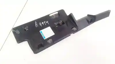 Pièce détachée automobile d'occasion plastiques pour toyota corolla verso (r1) 2.2 d-4d sport références oem iam 556060f010