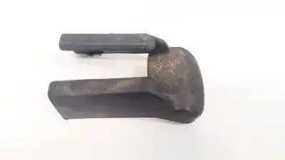 Pièce détachée automobile d'occasion plastiques pour toyota corolla verso (r1) 2.2 d-4d sport références oem iam 721230f010