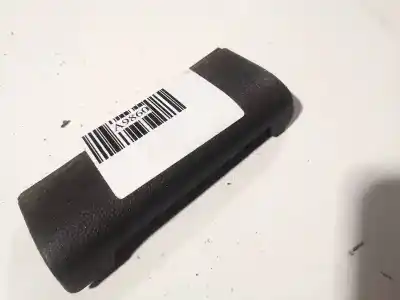 Peça sobressalente para automóvel em segunda mão plásticos por opel zafira b 1.9 cdti referências oem iam 13167412