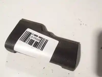 Peça sobressalente para automóvel em segunda mão plásticos por opel zafira b 1.9 cdti referências oem iam 13167414