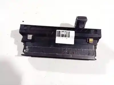 Peça sobressalente para automóvel em segunda mão plásticos por audi 100 avant (c4) 2.5 tdi referências oem iam 