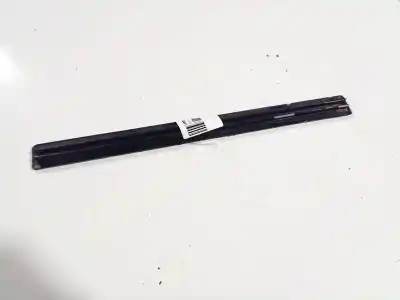 Pezzo di ricambio per auto di seconda mano plastica per audi 100 avant (c4) 2.5 tdi riferimenti oem iam   