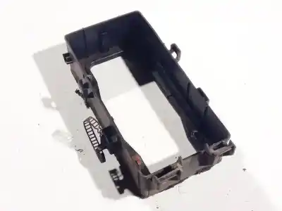 Pezzo di ricambio per auto di seconda mano plastica per audi 100 avant (c4) 2.5 tdi riferimenti oem iam   