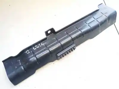 Peça sobressalente para automóvel em segunda mão plásticos por land rover evoque 2018 --> 1.5 hybrid 227kw referências oem iam k8d2101173aa