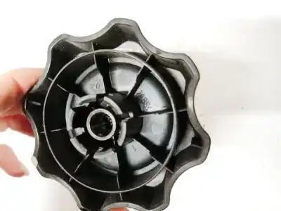 Pezzo di ricambio per auto di seconda mano plastica per kia ceed (ed) 1.6 crdi 115 riferimenti oem iam   