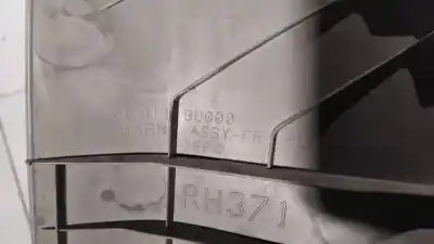 Pezzo di ricambio per auto di seconda mano plastica per nissan note (e11e) 1.6 16v cat riferimenti oem iam 769119u000  rh371