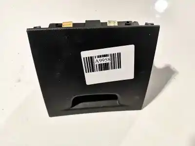 Peça sobressalente para automóvel em segunda mão plásticos por renault laguna iii 2.0 dci diesel cat referências oem iam 1001101