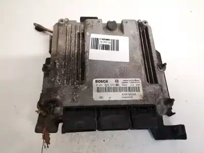 Peça sobressalente para automóvel em segunda mão centralina de motor uce por renault laguna iii 2.0 dci diesel cat referências oem iam 8200726880