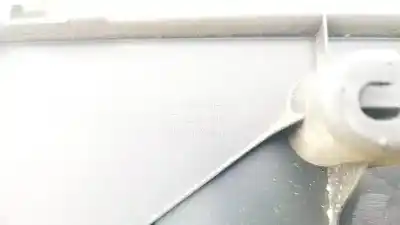 Pezzo di ricambio per auto di seconda mano plastica per nissan x-trail 2.0 16v riferimenti oem iam 84940jg00a  