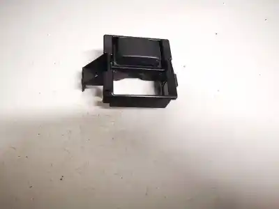 Peça sobressalente para automóvel em segunda mão plásticos por nissan x-trail 2.0 16v referências oem iam 68492ax000