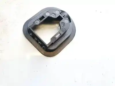 Автозапчасти б/у пластик за opel insignia a (g09) 1.8 (68) ссылки oem iam 24437967  