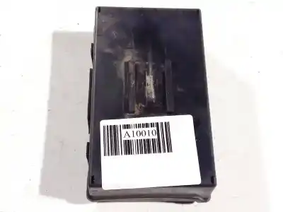 Second-hand car spare part fuse box unit for peugeot 807 2.2 hdi fap cat (4hw) oem iam references 97086100  