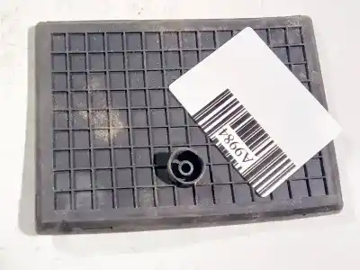 Second-hand car spare part plastics for volkswagen caddy ka/kb (2k) 2.0 sdi oem iam references 1t1863328  