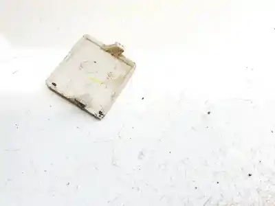 Pezzo di ricambio per auto di seconda mano plastica per dodge journey 2.0 16v crd cat riferimenti oem iam 3404  