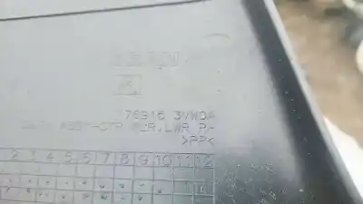 Peça sobressalente para automóvel em segunda mão plásticos por nissan note (e11e) 1.5 dci turbodiesel cat referências oem iam 769153vw0a  