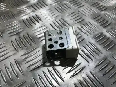 Автозапчасти б/у сопротивление нагреву за OPEL ZAFIRA, A 1999.04 - 2003.11 1.6 16V 74KW 1999.04 - 2005.06 ссылки OEM IAM 52475432  