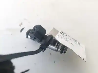 Peça sobressalente para automóvel em segunda mão injetor por peugeot 206+ 1.4 referências oem iam   