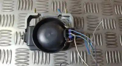 Second-hand car spare part Horn for TOYOTA COROLLA (E12) 1.8 T Sport Berlina OEM IAM references 8904002010  89040-02010, 237000-2540