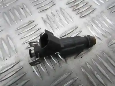 Pezzo di ricambio per auto di seconda mano iniettore per volvo v50 (545) 1.8 riferimenti oem iam 1s7gga