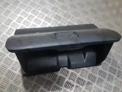 Автозапчасти б/у бардачок за TOYOTA RAV 4 (A2) 2.0 D-4D Executive 4X4 (2003->) ссылки OEM IAM 5555042030  55550-42030 55551-42020