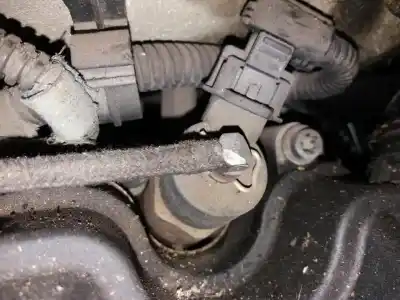Pezzo di ricambio per auto di seconda mano iniettore per fiat stilo (192) 1.9 jtd / 1.9 jtd 115 active riferimenti oem iam 0445110068