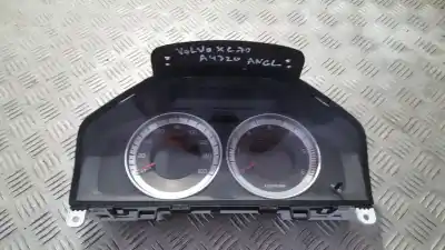 Pièce détachée automobile d'occasion COMPTEUR DE VITESSE TABLEAU DE BORD pour VOLVO XC70  Références OEM IAM 31343330AA  36001841 69799-630U