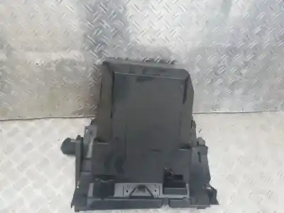 Автозапчасти б/у бардачок за ford c-max (cb3) 1.6 16v cat ссылки oem iam 3m51r06008ac  3m51-r06008-ac