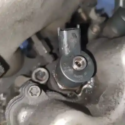 Pezzo di ricambio per auto di seconda mano iniettore per fiat marea weekend (185) 1.9 jtd cat riferimenti oem iam 0445110002