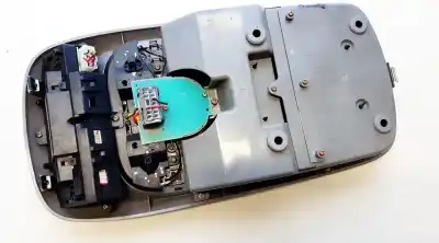 Peça sobressalente para automóvel em segunda mão luz interior por kia sorento 2.5 crdi ex referências oem iam 0k53e51410  1k53e51410