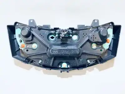 Peça sobressalente para automóvel em segunda mão quadrante por opel meriva b 1.7 16v cdti referências oem iam 13173381xt  110080162026, 87001437, 88311302