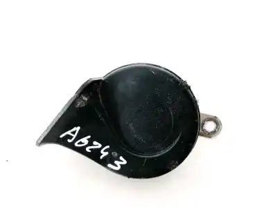 Second-hand car spare part horn for toyota corolla (e11) 2.0 d-4d linea sol oem iam references e335717