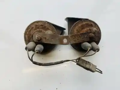 Pezzo di ricambio per auto di seconda mano corno per audi 80 (811/813) 1.8 riferimenti oem iam e335717  