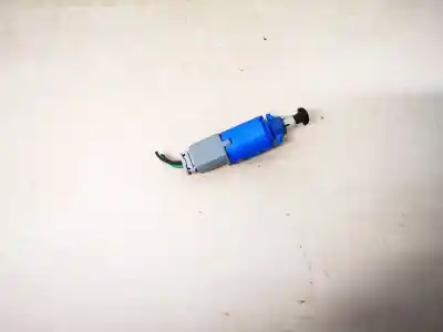 Peça sobressalente para automóvel em segunda mão trocar por renault laguna iii 1.5 dci diesel referências oem iam 523250006r