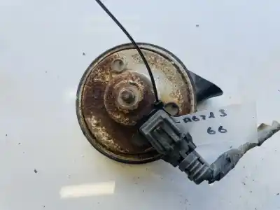 Pezzo di ricambio per auto di seconda mano corno per renault laguna (b56) 2.2 diesel riferimenti oem iam e120009  a71335