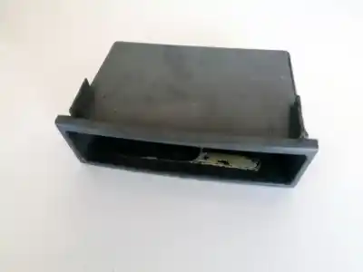 Tweedehands auto-onderdeel handschoenenkastje voor volvo s40 i (644) 1.9 td oem iam-referenties 30804300