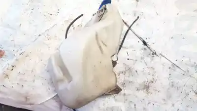 Second-hand car spare part Windscreen Washer Bottle for AUDI A6, C5 2001.08 - 2005.01 FACELIFT 2.5 TDI 114KW 2001.08 - 2005.01 OEM IAM references 4B0955453A   Second-hand car spare part Windscreen Washer Bottle for AUDI A6, C5 2001.08 - 2005.01 FACELIFT 2.5 TDI 114KW 2001.08 - 2005.01 OEM IAM references 4B0955453A