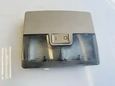 Second-hand car spare part interior light for audi a6 avant (4b5) 1.8 t oem iam references 4b0947105